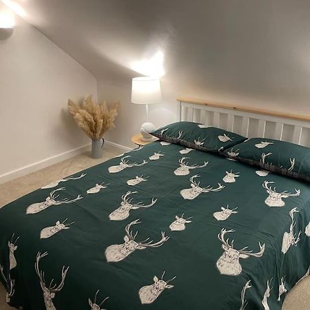 Stylish & Spacious 2 Storey, 3 Bed Apartment Gravesend Eksteriør bilde