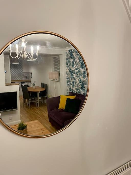 Stylish & Spacious 2 Storey, 3 Bed Apartment Gravesend Eksteriør bilde